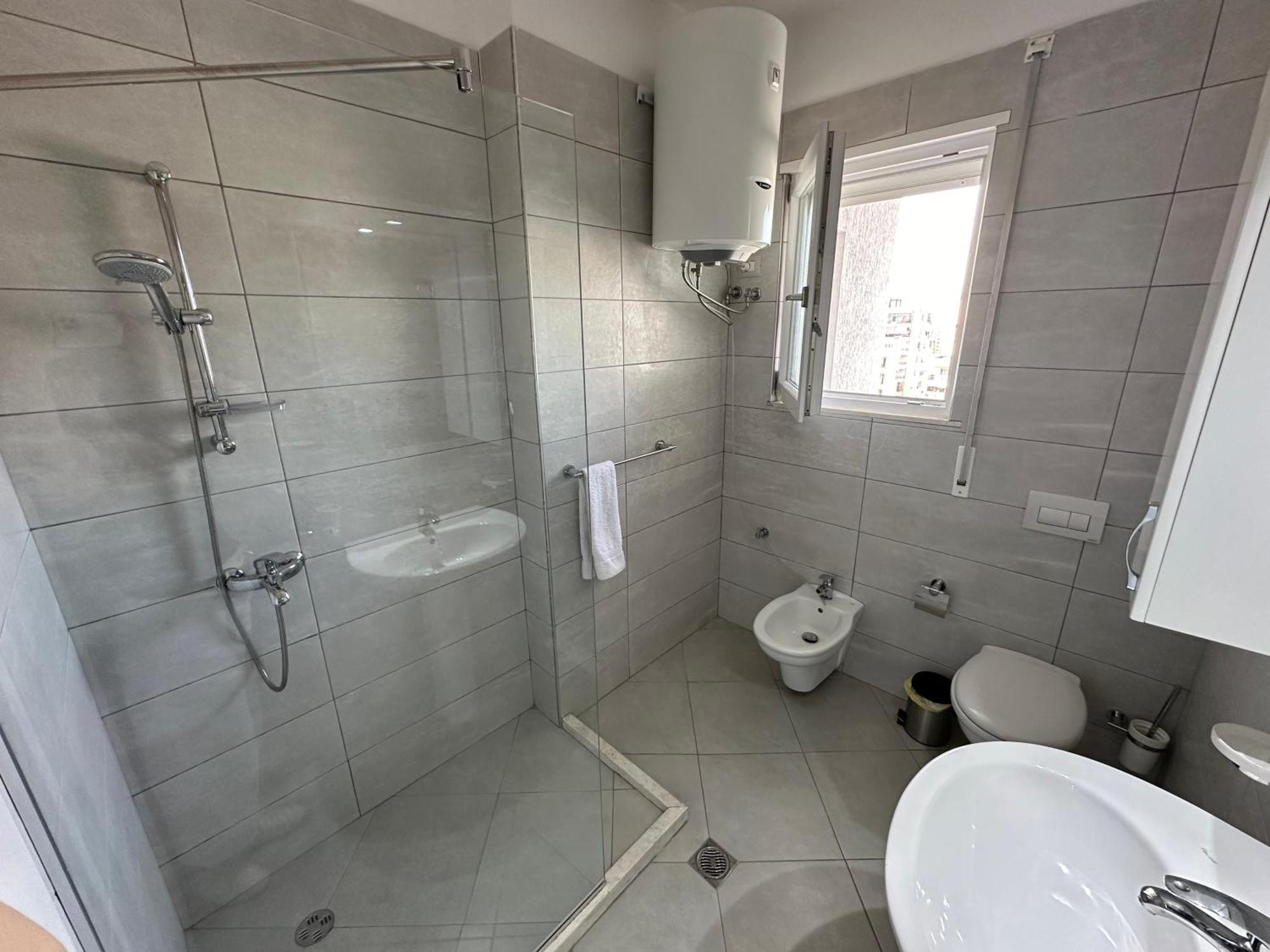 Pazari Luxury Central Apartment 地拉那 外观 照片