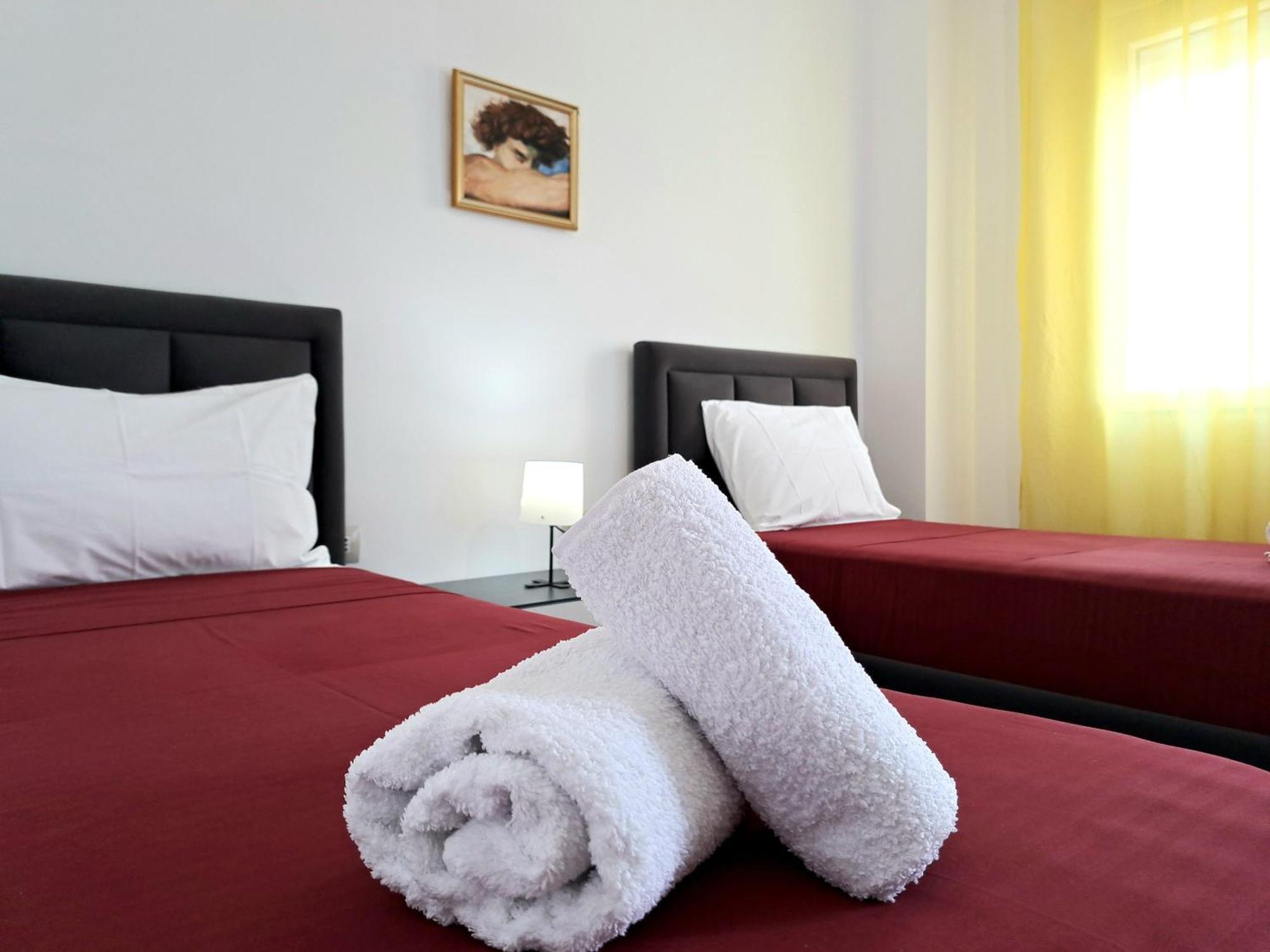 Pazari Luxury Central Apartment 地拉那 外观 照片
