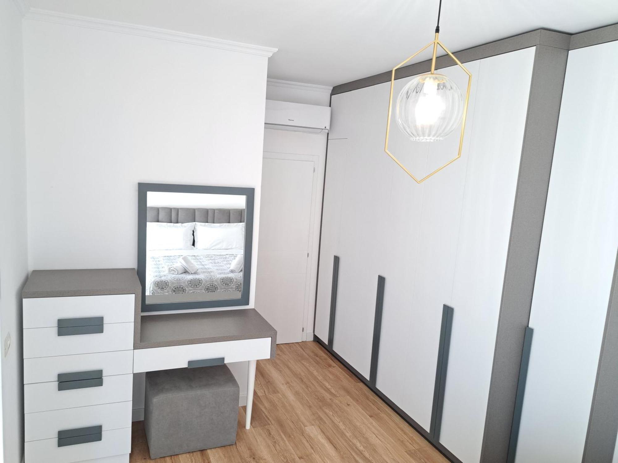 Pazari Luxury Central Apartment 地拉那 外观 照片