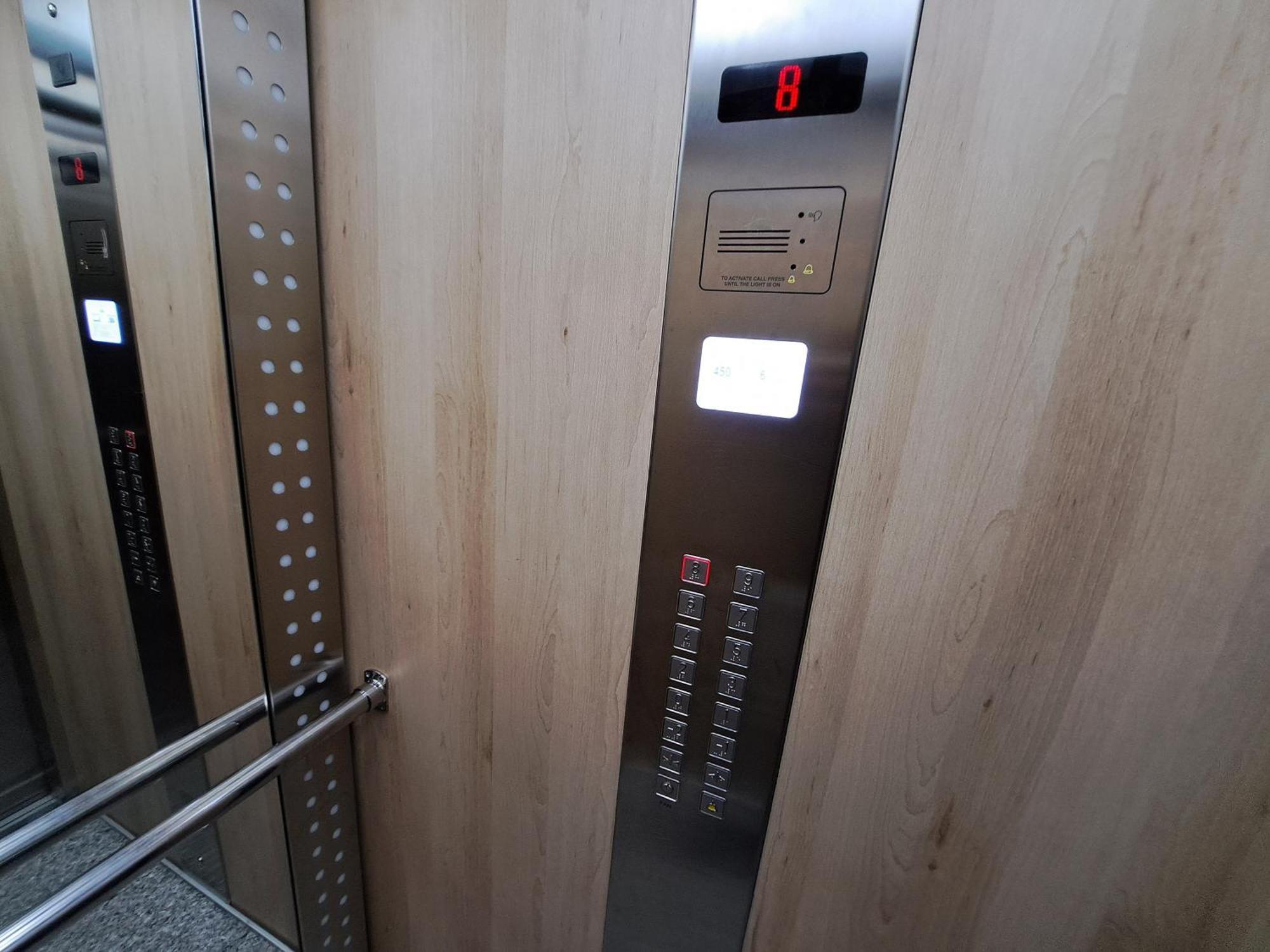 Pazari Luxury Central Apartment 地拉那 外观 照片