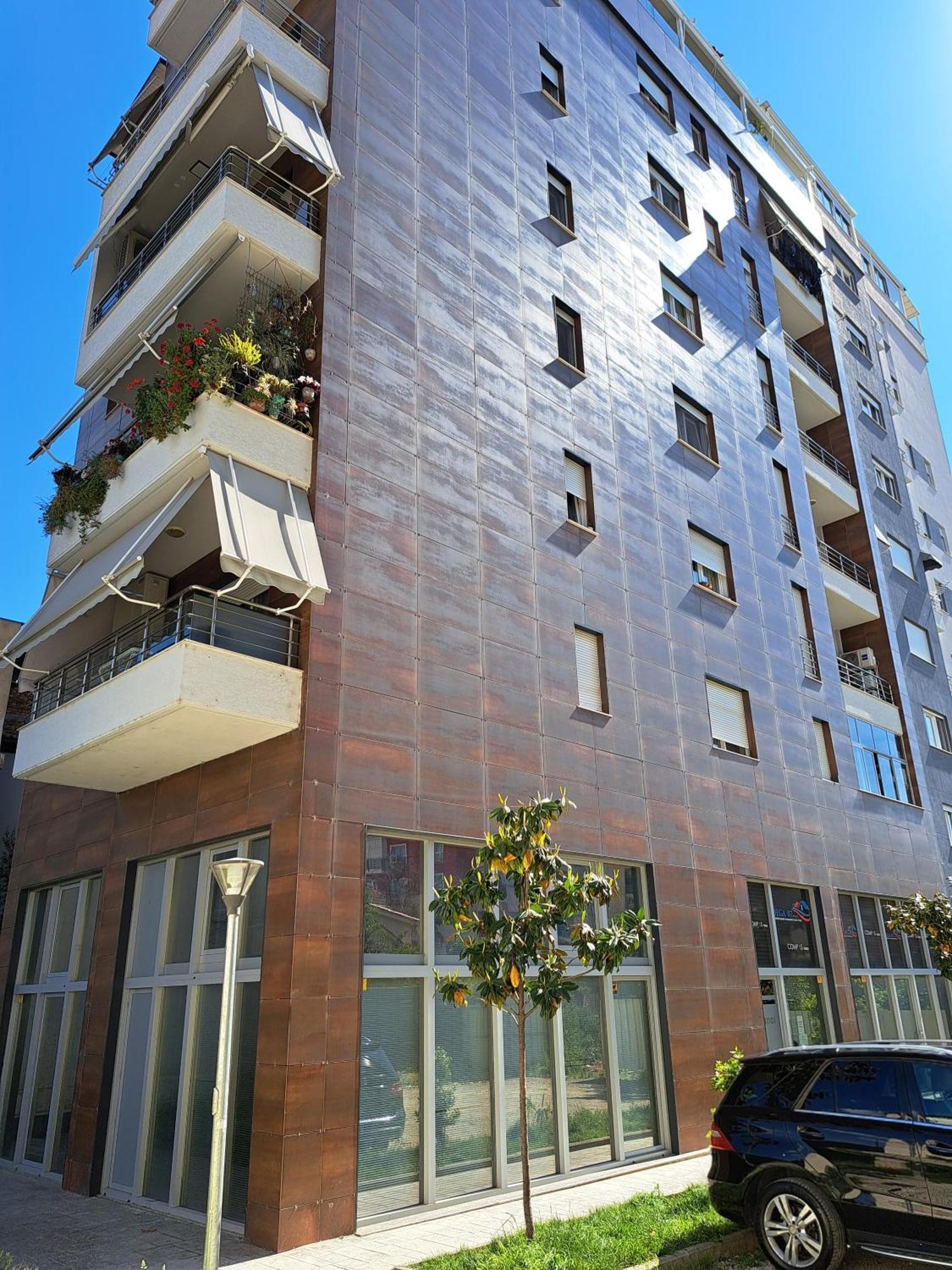 Pazari Luxury Central Apartment 地拉那 外观 照片