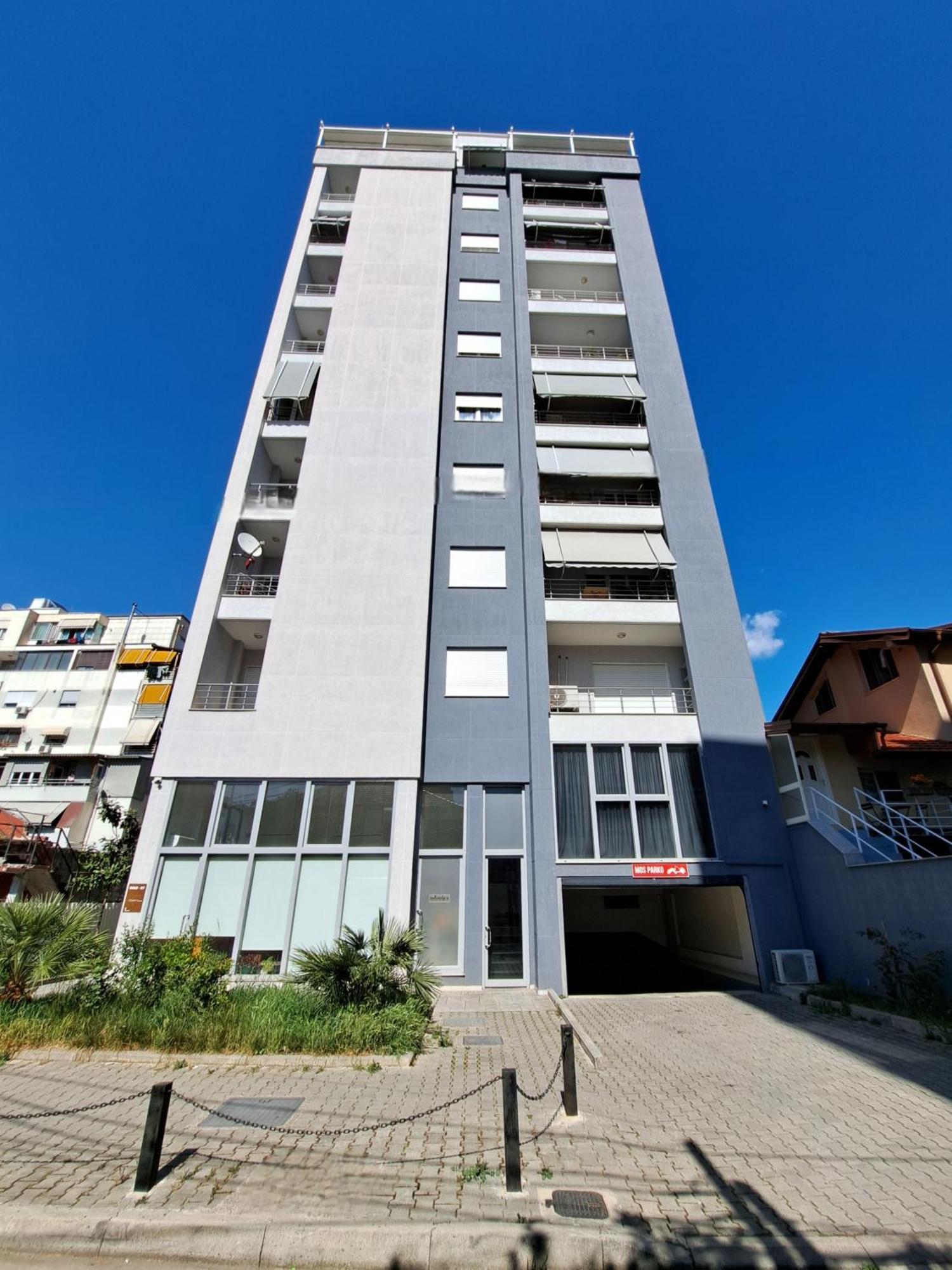 Pazari Luxury Central Apartment 地拉那 外观 照片